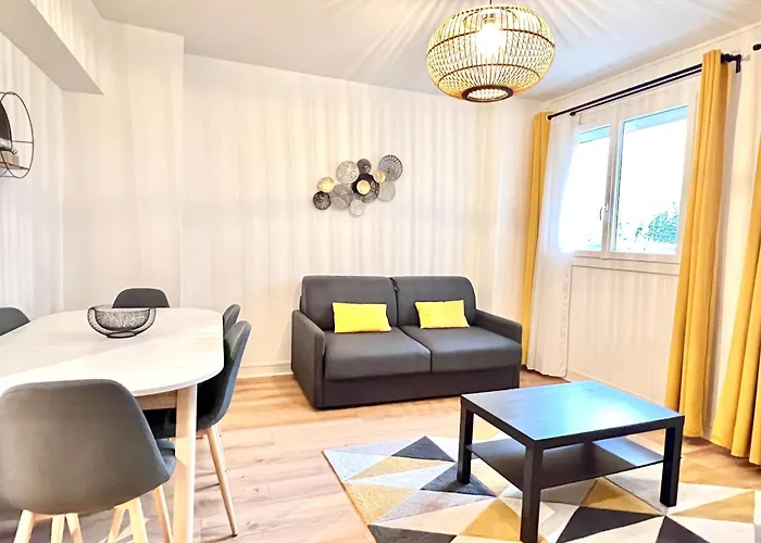 Stay House To Poitiers